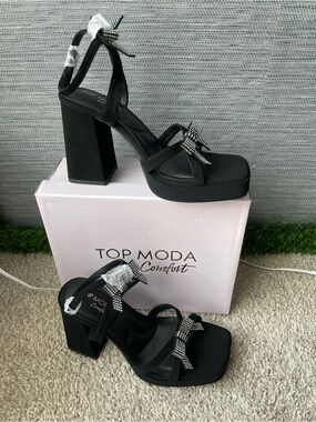 TOP Moda Black Platform Block Heel Sandals with Rhinestone Bows